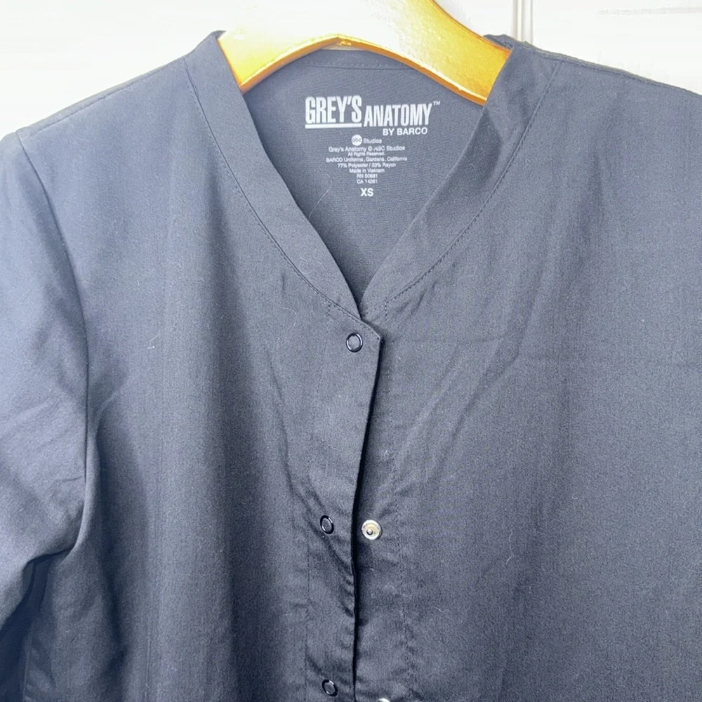 Like New- Grey’s Anatomy Lab Jacket - Picture 2 of 3
